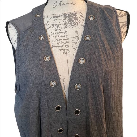 Miilla gray long vest size XL - Picture 2 of 6